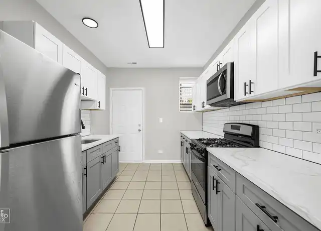 Property at 111 Garfield St, Oak Park, IL, 60304, 1 bed, 1 bath, [object Object]